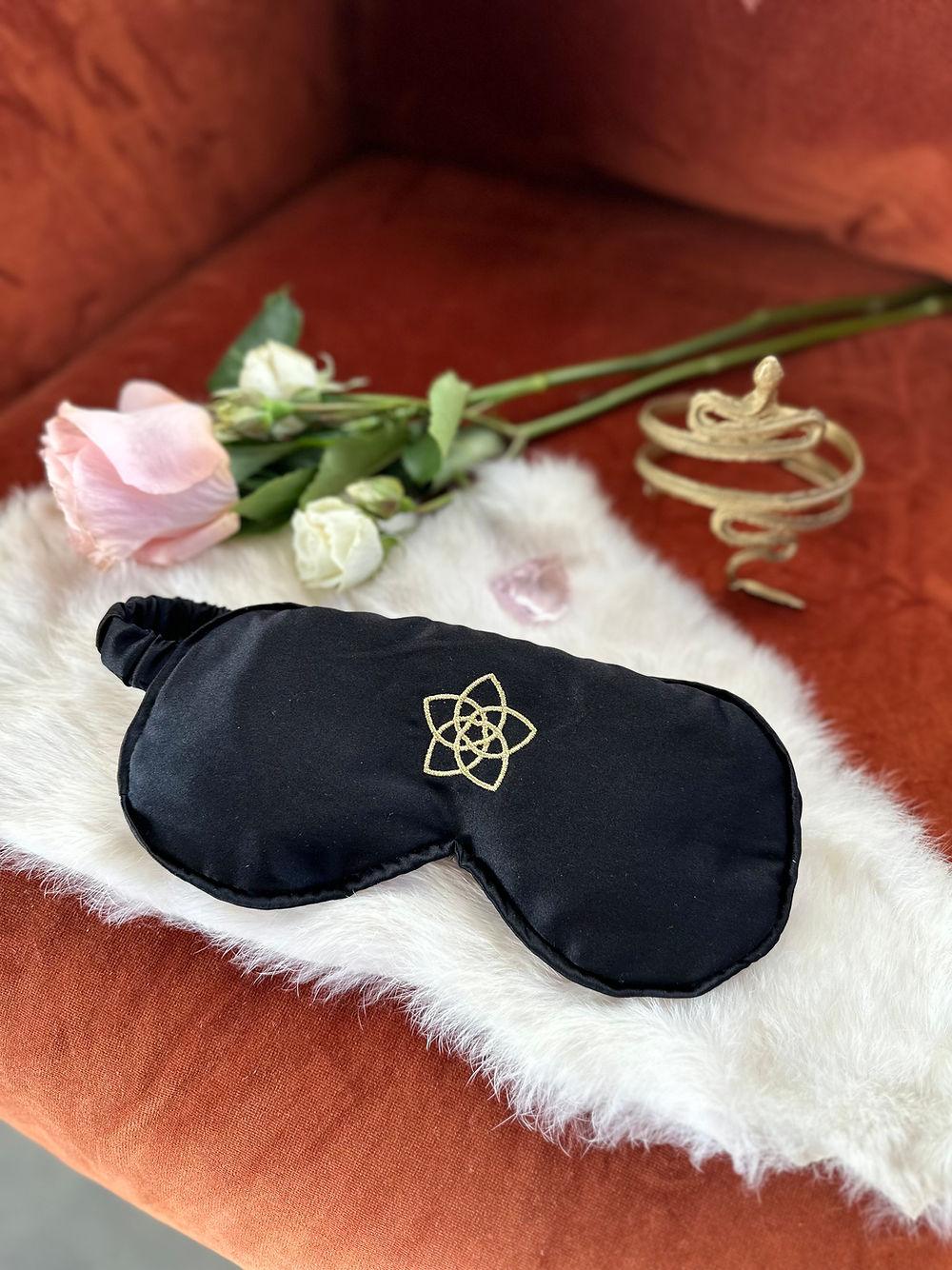 Silk Crystal Mask - Venus Star - The Rose Codes